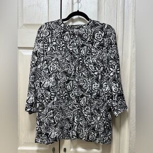 Laura Ashley Women 2X Black/White Linen Floral 3/4 Sleeve Button Front Blouse